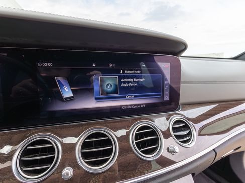 Used 2020 Mercedes-Benz E 450 image 29