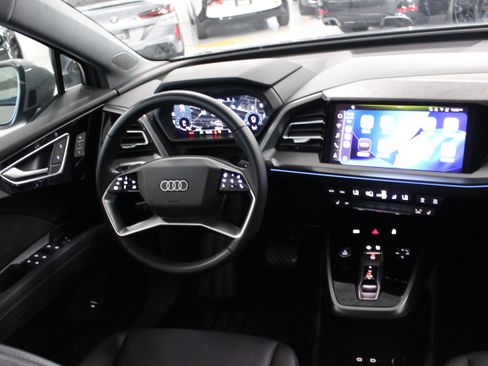 Used 2024 Audi Q4 e-tron quattro Premium Plus AWD/4WD image 34