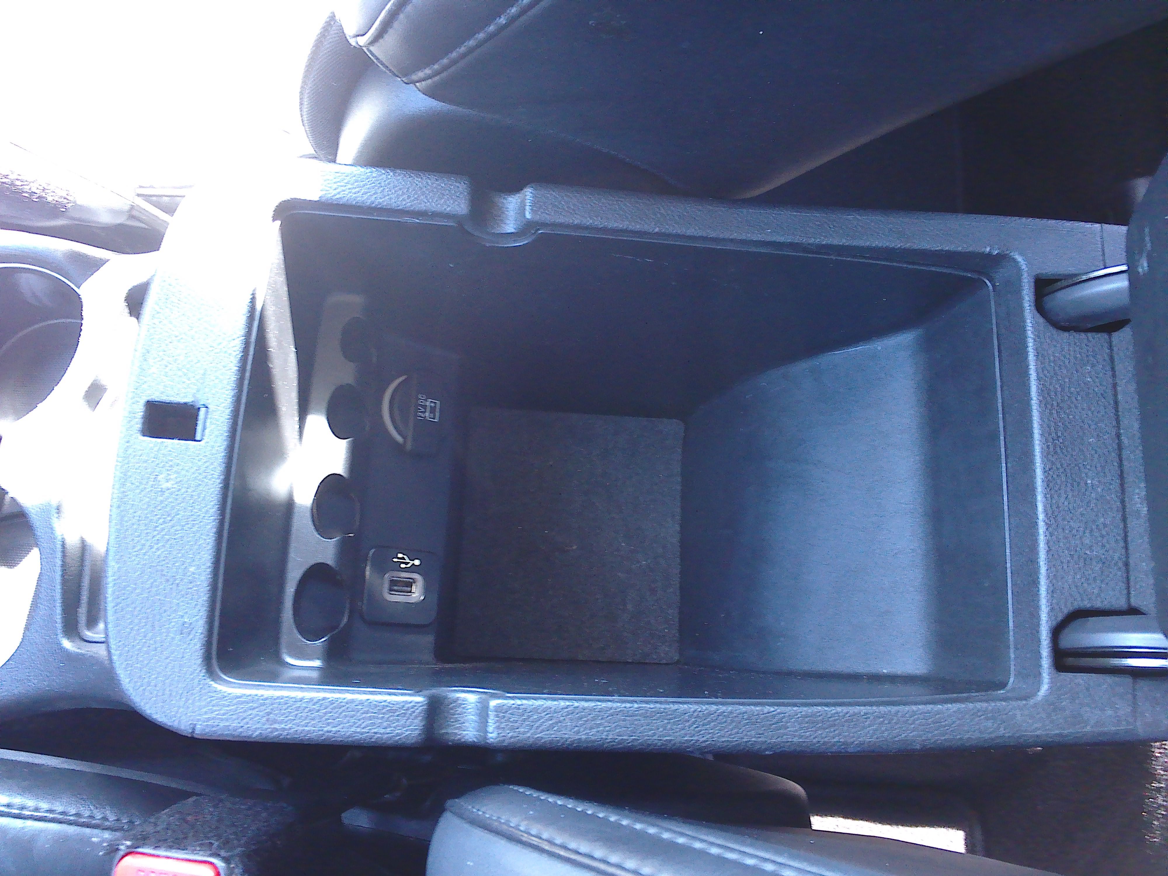 Used 2014 Jeep Cherokee Limited FWD image 23