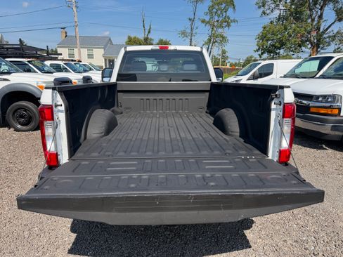 Used 2017 Ford F250 2WD Regular Cab Super Duty image 7