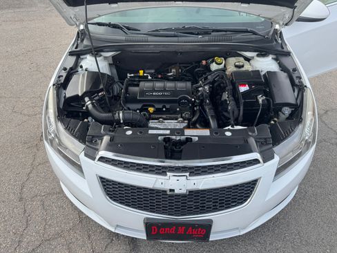 Used 2012 Chevrolet Cruze LT image 24