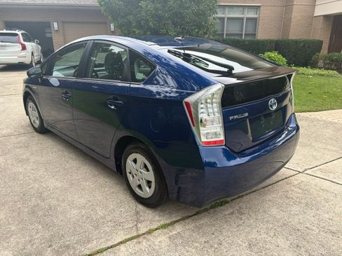 Used 2010 Toyota Prius II Hatchback 4D FWD image 3