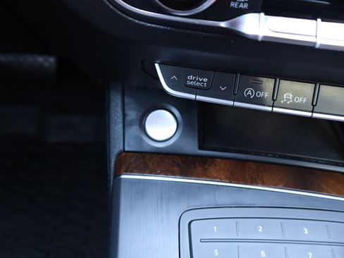 Used 2018 Audi Q5 2.0T Premium Plus image 19