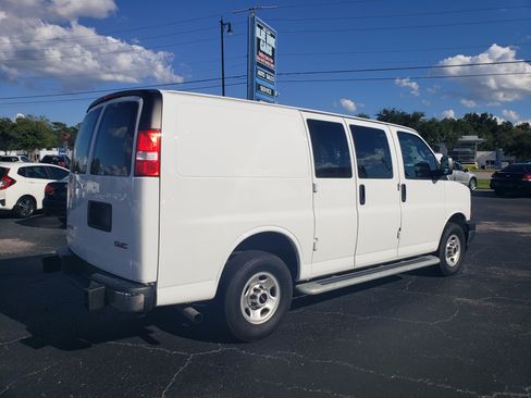 Used 2024 GMC Savana 2500 image 4