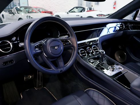 Used 2021 Bentley Continental GT Mulliner AWD/4WD image 27