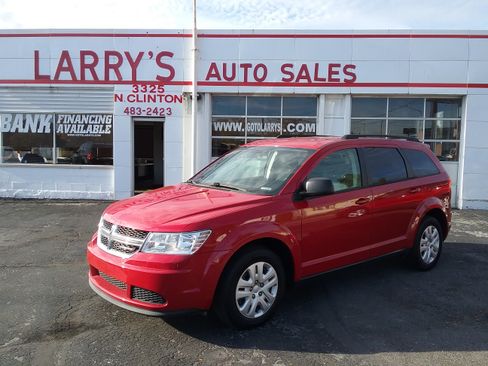 Used 2017 Dodge Journey SE image 1