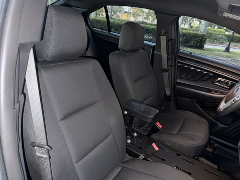 Used 2016 Ford Taurus image 69