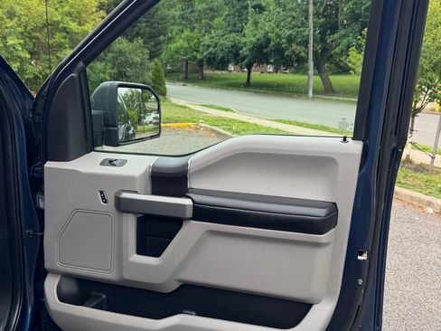 Used 2016 Ford F150 4x4 SuperCrew image 22