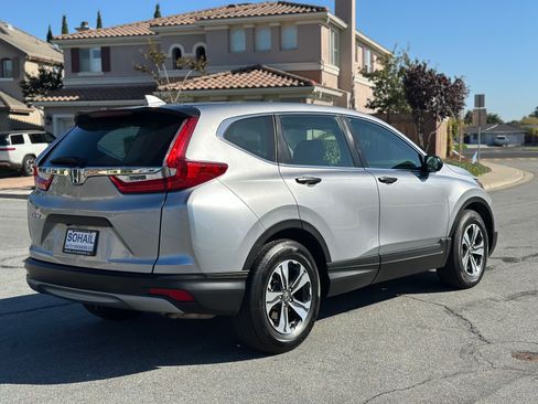Used 2019 Honda CR-V LX image 8