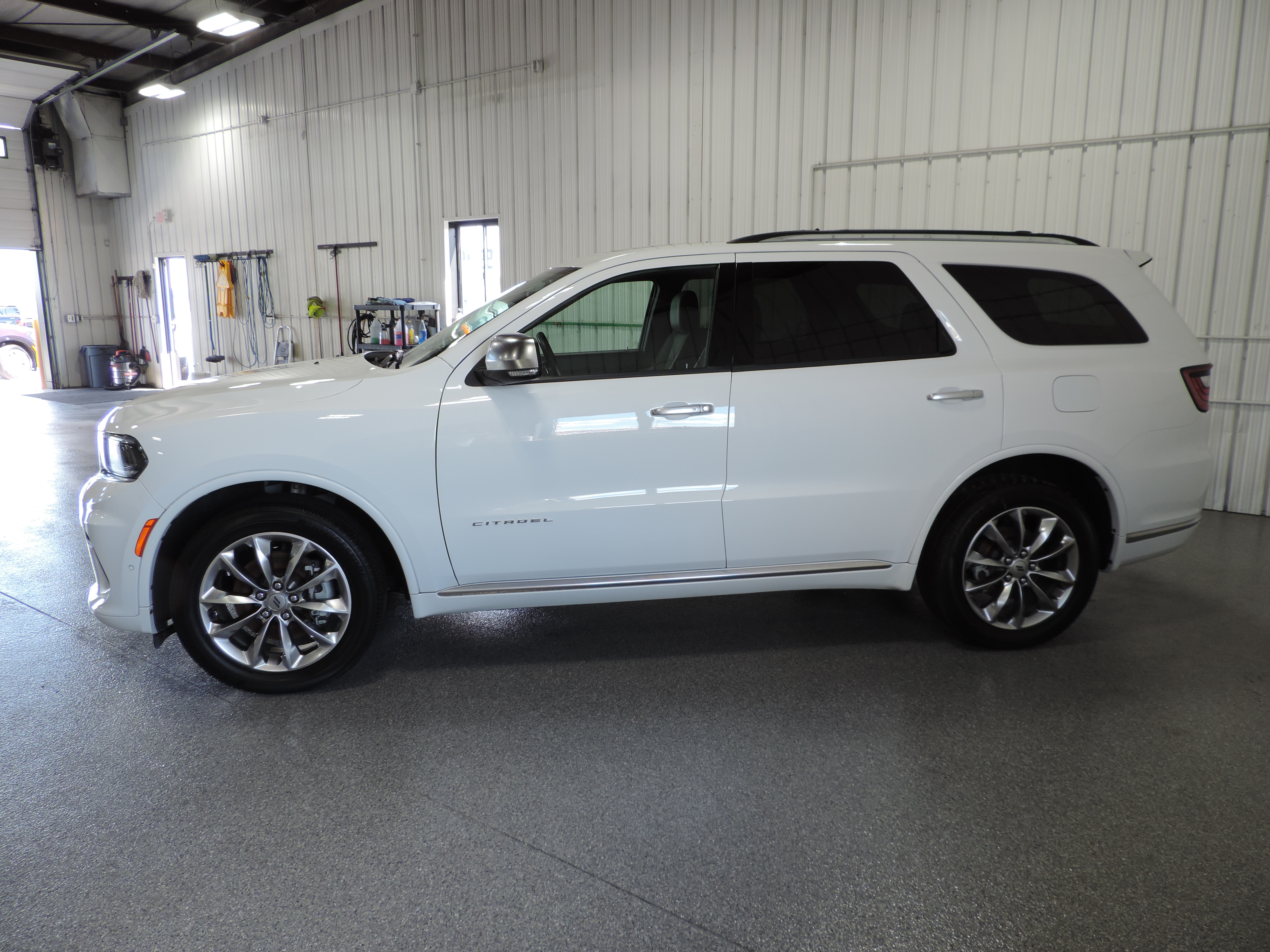 Used 2024 Dodge Durango AWD Citadel image 5