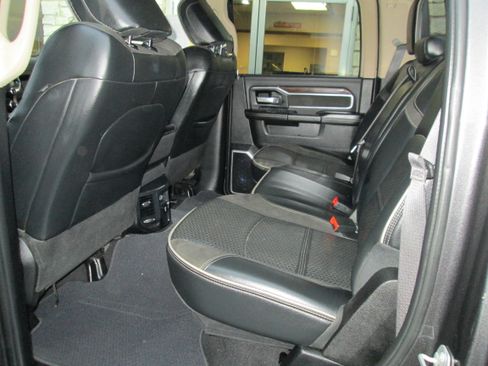 Used 2022 RAM 2500 Laramie image 12