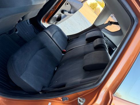 Used 2011 Honda Fit Sport image 23