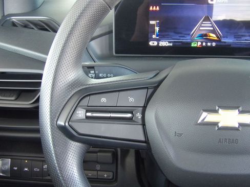 Used 2024 Chevrolet Silverado EV W/T image 27