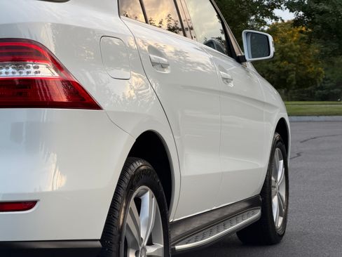 Used 2015 Mercedes-Benz ML 350 4MATIC image 13