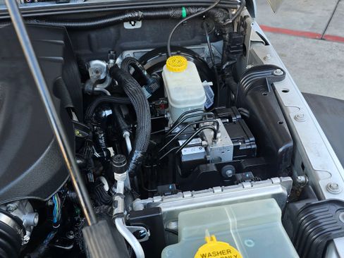 Used 2012 Jeep Wrangler Sport image 32