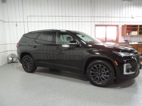 Used 2023 Chevrolet Traverse RS image 10