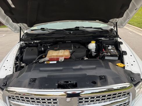Used 2018 RAM 1500 2WD Crew Cab Laramie image 20