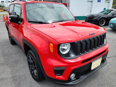 Used 2020 Jeep Renegade 4WD Altitude image 4