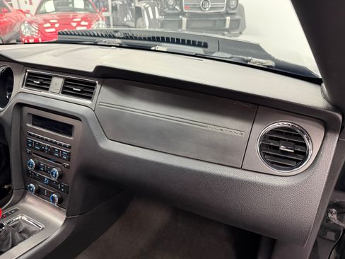 Used 2012 Ford Mustang GT image 20