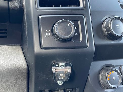 Used 2020 Ford F150 XL image 5