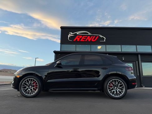 Used 2017 Porsche Macan Turbo AWD/4WD image 2