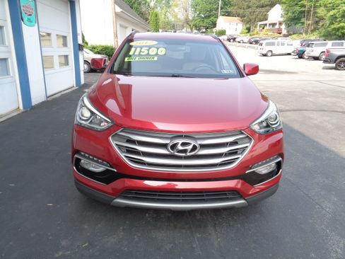 Used 2017 Hyundai Santa Fe Sport image 6