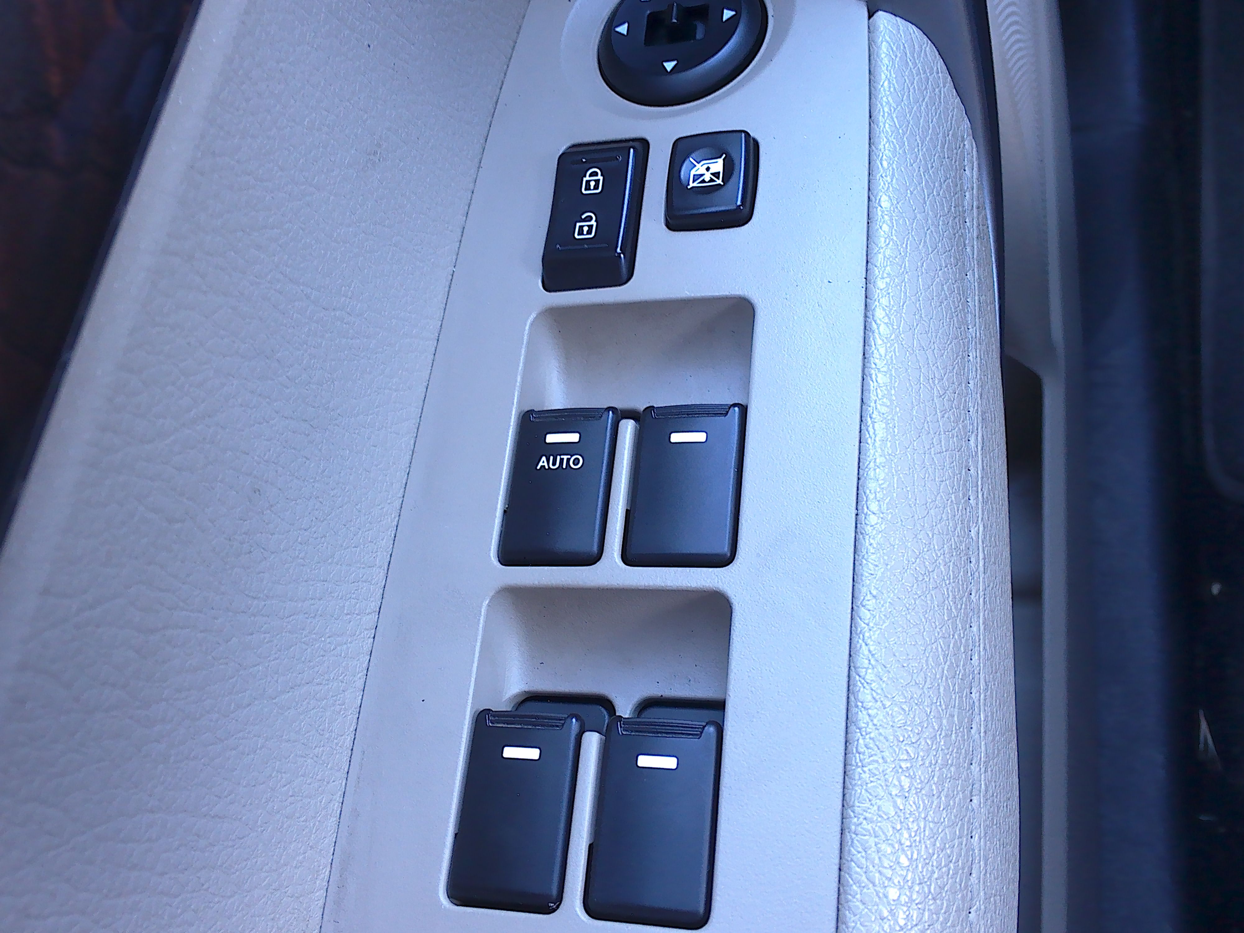 Used 2015 Kia Sorento AWD LX V6 image 24