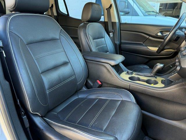 Used 2019 GMC Acadia AWD Denali Ultimate image 12