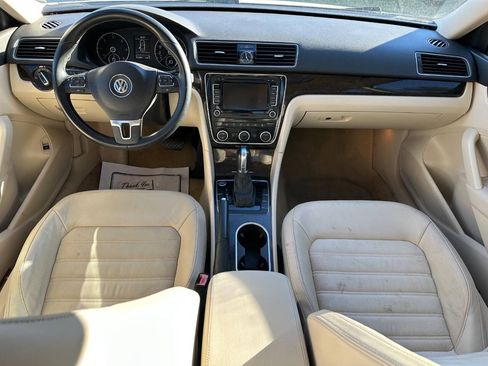 Used 2014 Volkswagen Passat TDI SEL Premium image 9