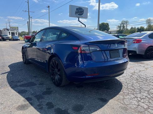 Used 2022 Tesla Model 3 Performance image 8