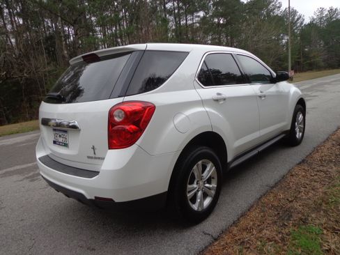 Used 2013 Chevrolet Equinox LS image 3
