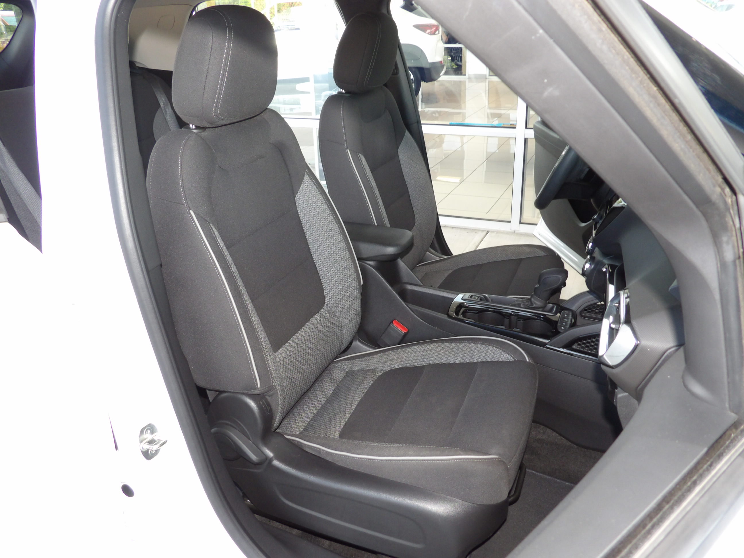 Used 2021 Chevrolet TrailBlazer FWD LT image 22