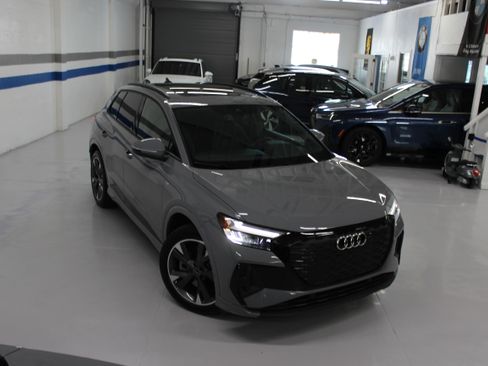 Used 2024 Audi Q4 e-tron quattro Premium Plus AWD/4WD image 12