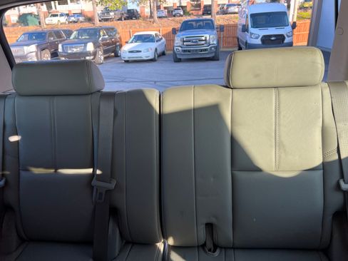 Used 2008 Chevrolet Tahoe LT image 18