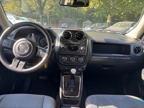 Used 2016 Jeep Patriot Sport image 15