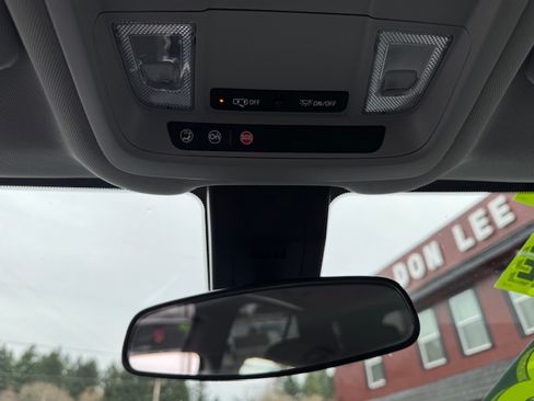 Used 2023 Chevrolet Equinox LS image 14