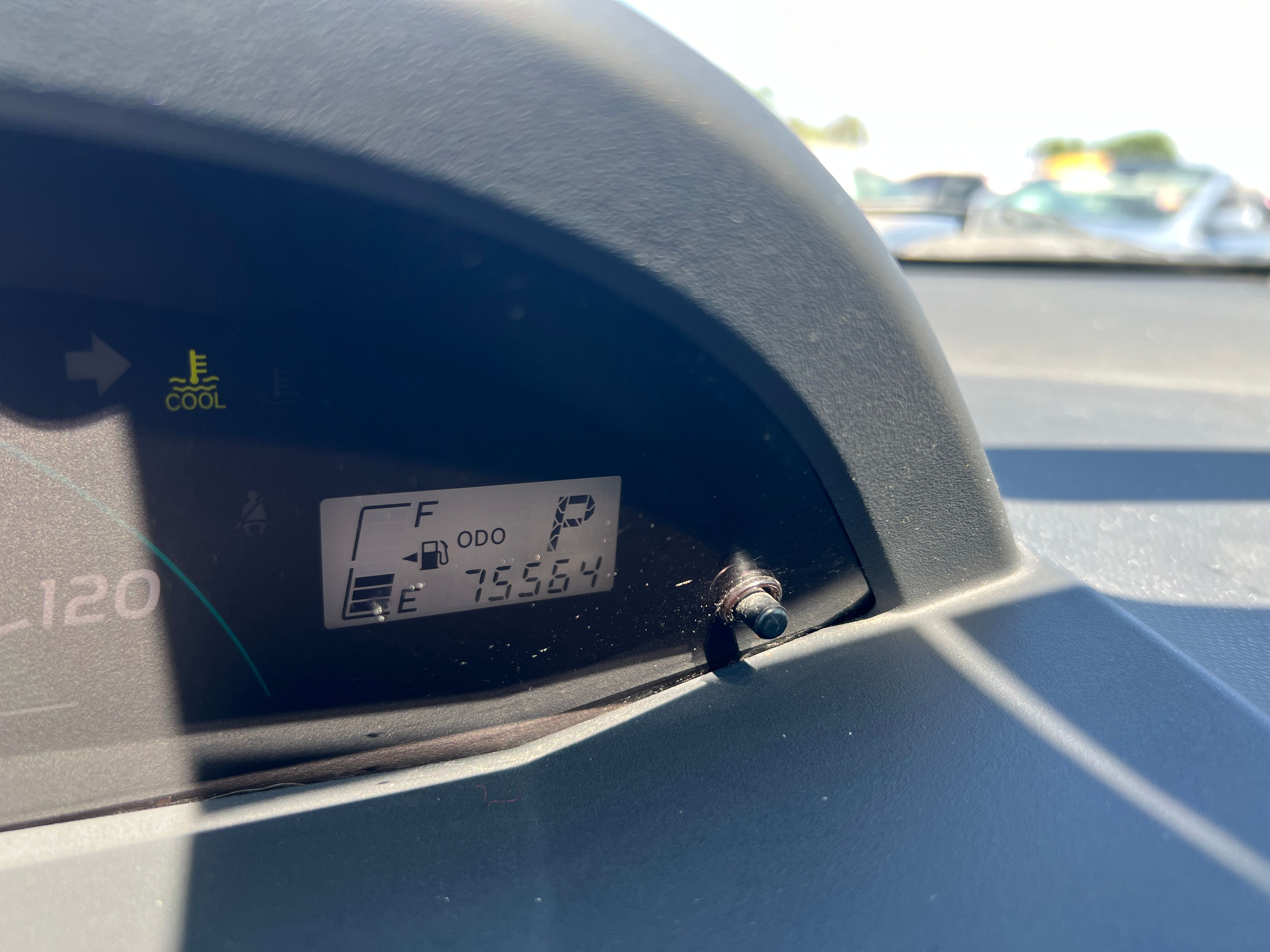 Used 2008 Toyota Yaris 2-Door Hatchback FWD image 12