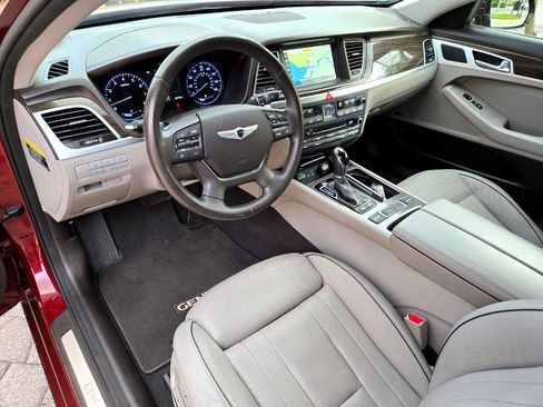 Used 2015 Hyundai Genesis 3.8 image 27
