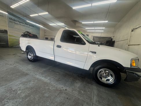 Used 2003 Ford F150 XL image 10