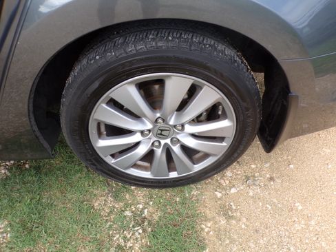 Used 2012 Honda Accord EX-L Sedan image 9
