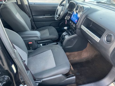 Used 2014 Jeep Compass 4WD Sport image 12