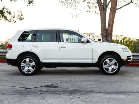 Used 2006 Volkswagen Touareg V10 TDI image 16