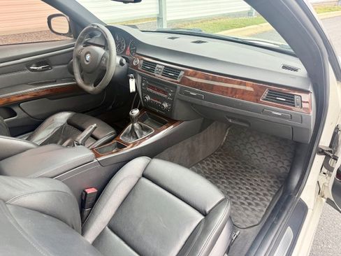 Used 2012 BMW 328i xDrive image 9