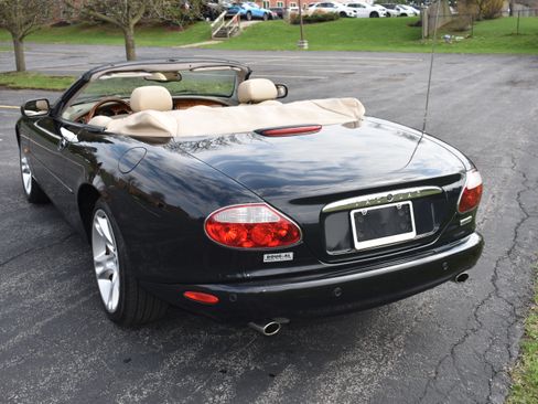 Used 2003 Jaguar XK8 RWD image 8