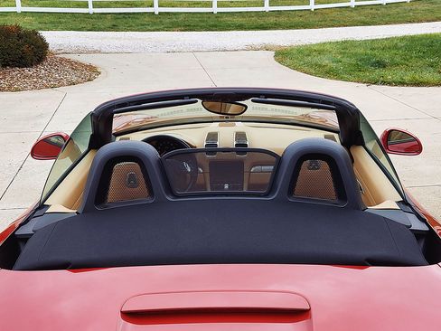 Used 2014 Porsche Boxster image 32