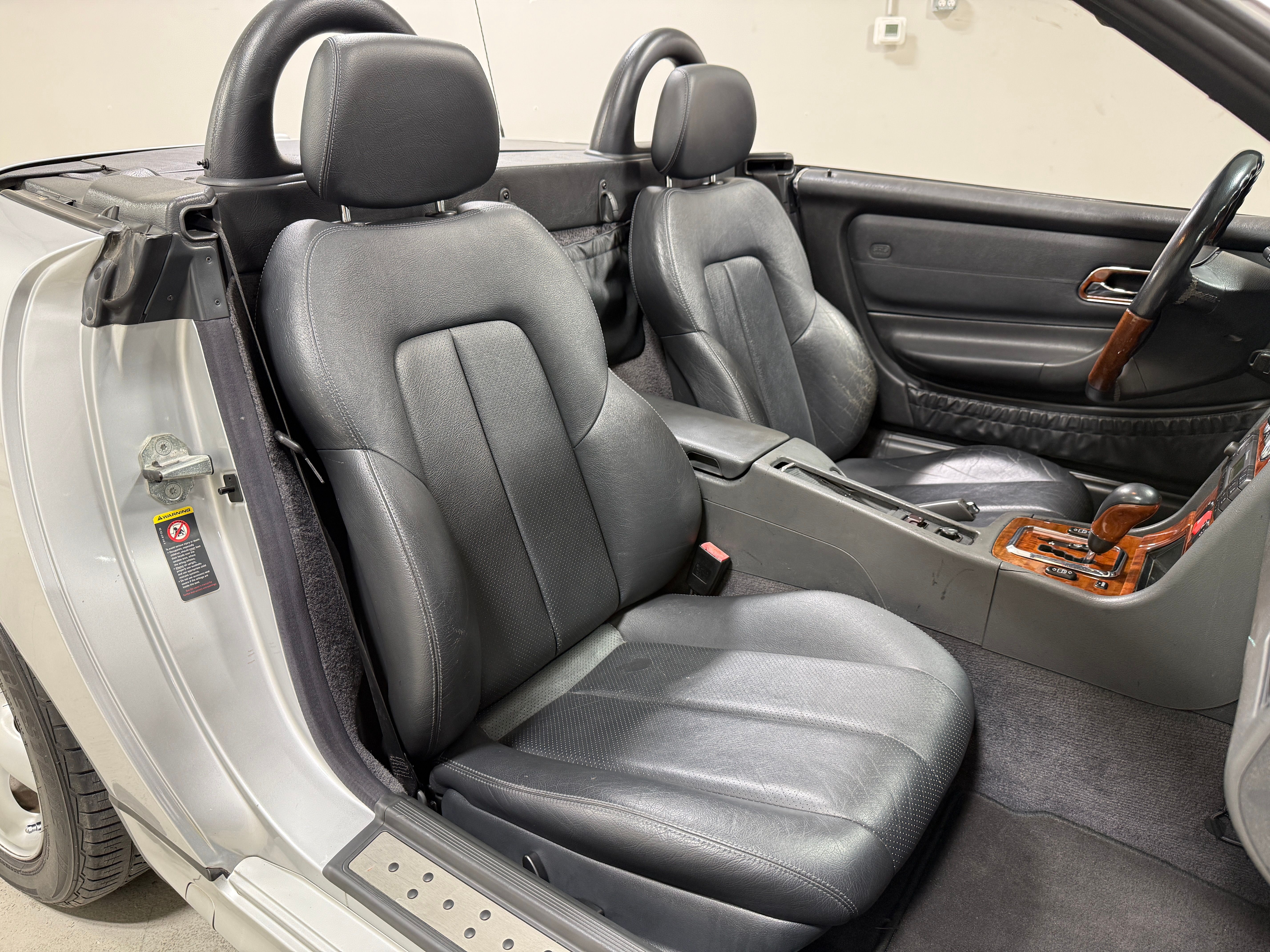 Used 2001 Mercedes-Benz SLK 320 image 25
