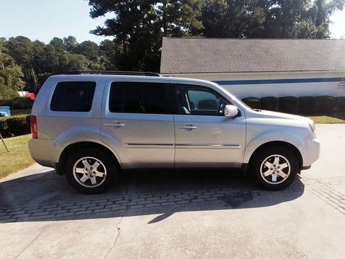 Used 2011 Honda Pilot Touring image 8