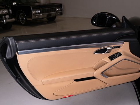 Used 2015 Porsche 911 Targa 4S image 62