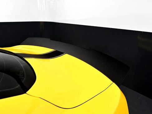 Used 2018 Ford Mustang GT image 14