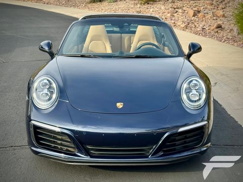 Used 2019 Porsche 911 Targa 4S image 9